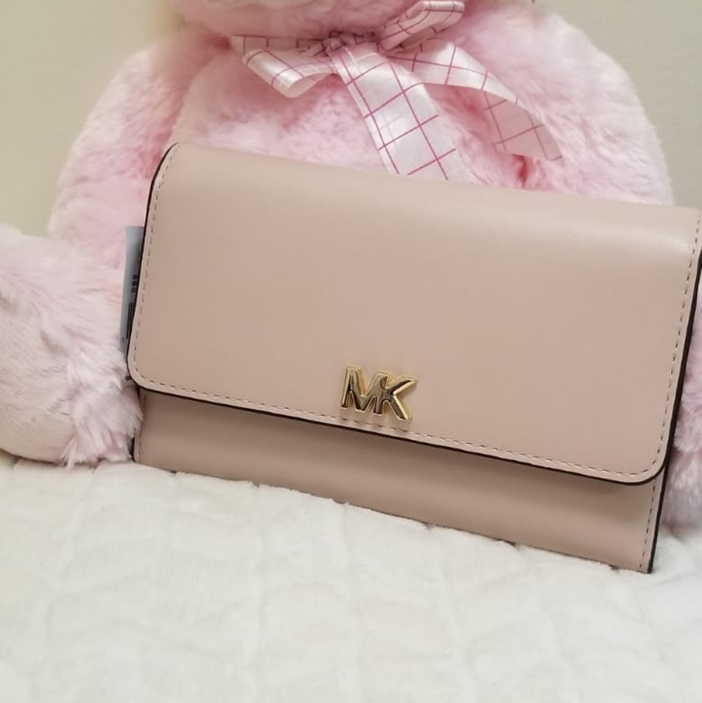 🆕MK carryall 100% authentic